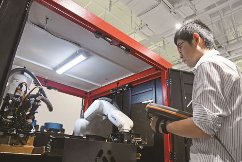 鐘樓數(shù)字經(jīng)濟(jì)云奔潮涌 數(shù)碼產(chǎn)品驅(qū)動產(chǎn)業(yè)新變革